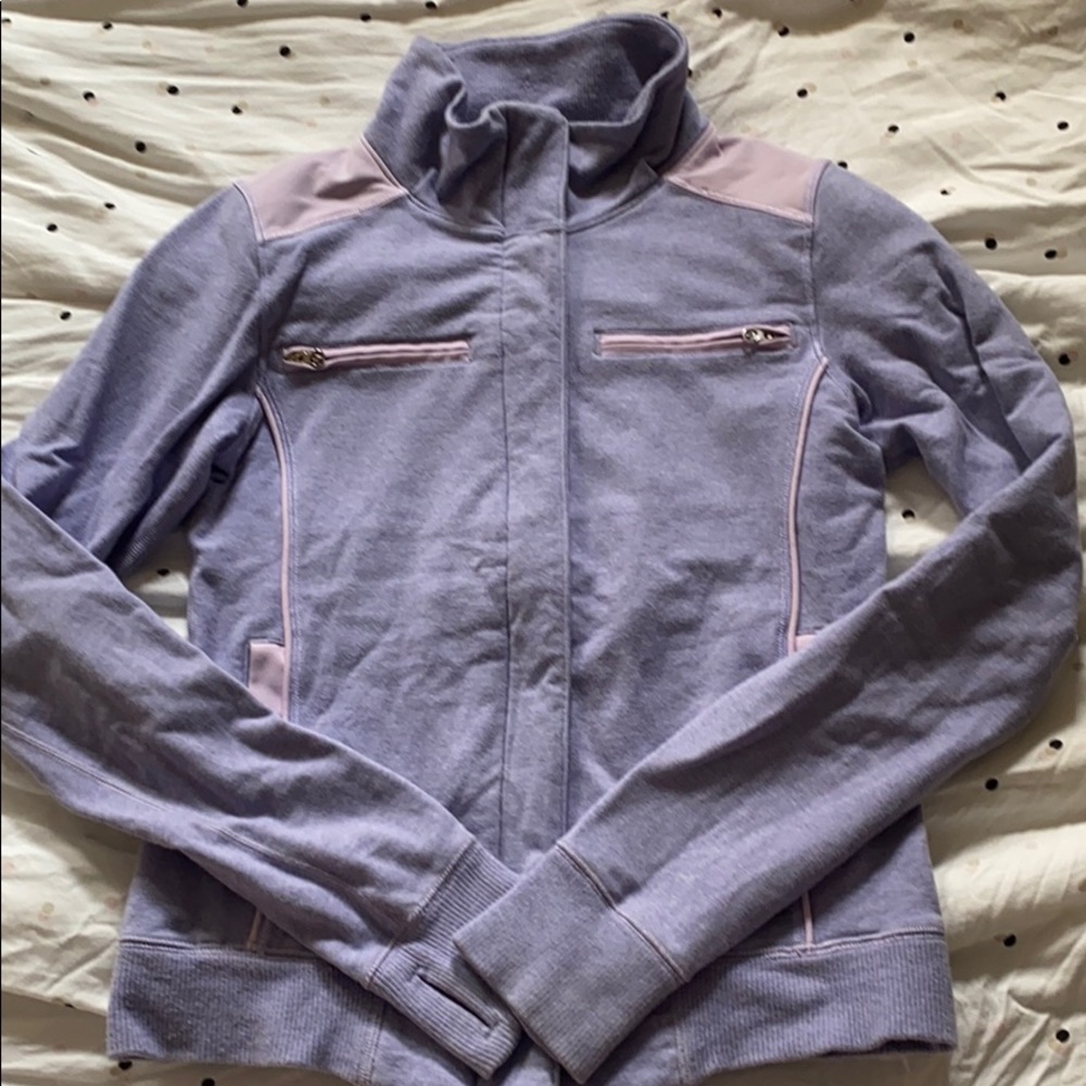 light purple and light pink ivivva sweatshirt